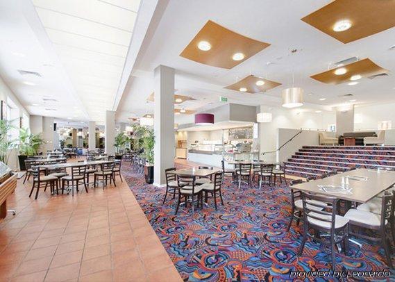 Phillip The Woden Hotel מסעדה תמונה