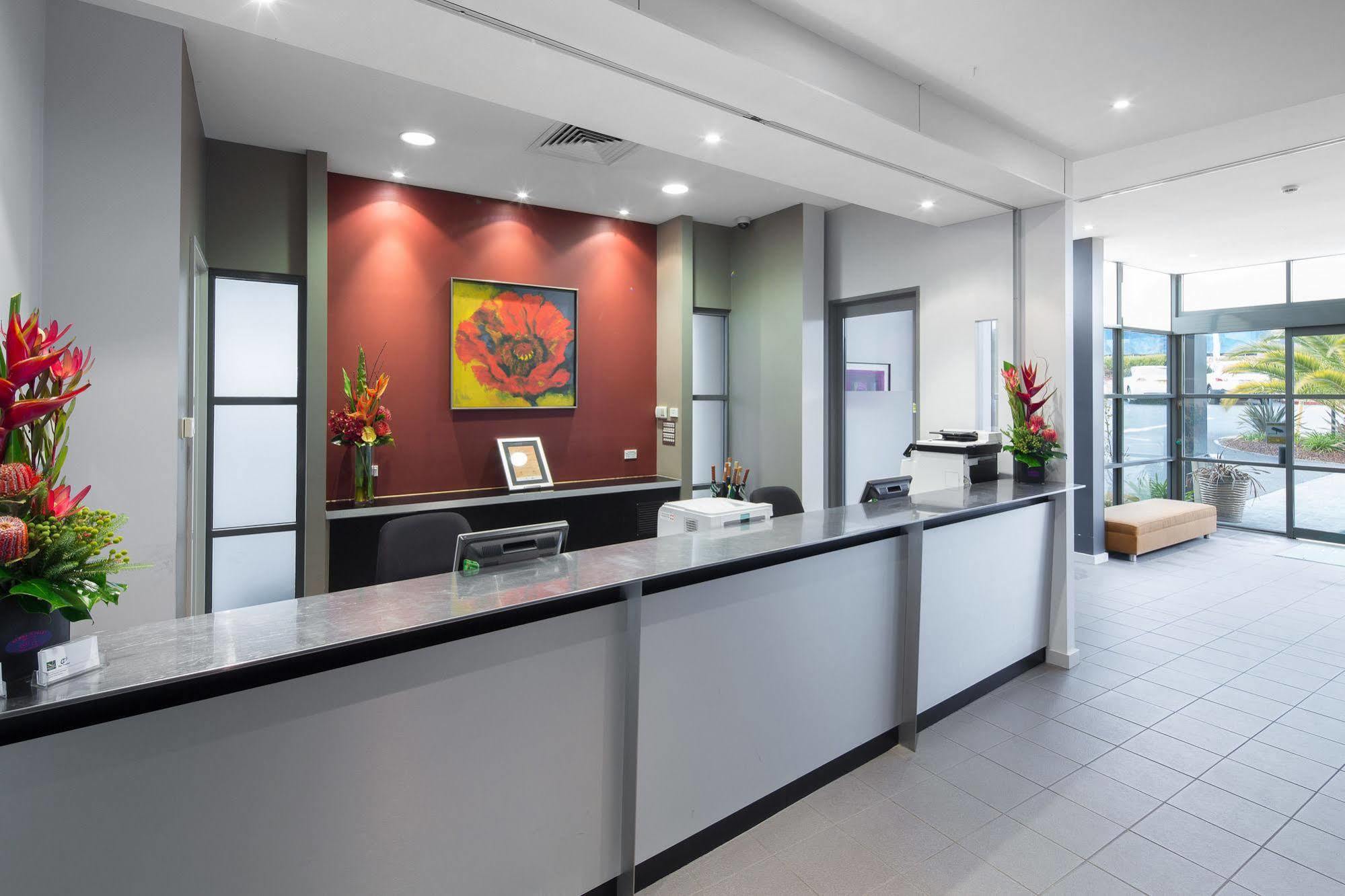 Phillip The Woden Hotel מראה חיצוני תמונה